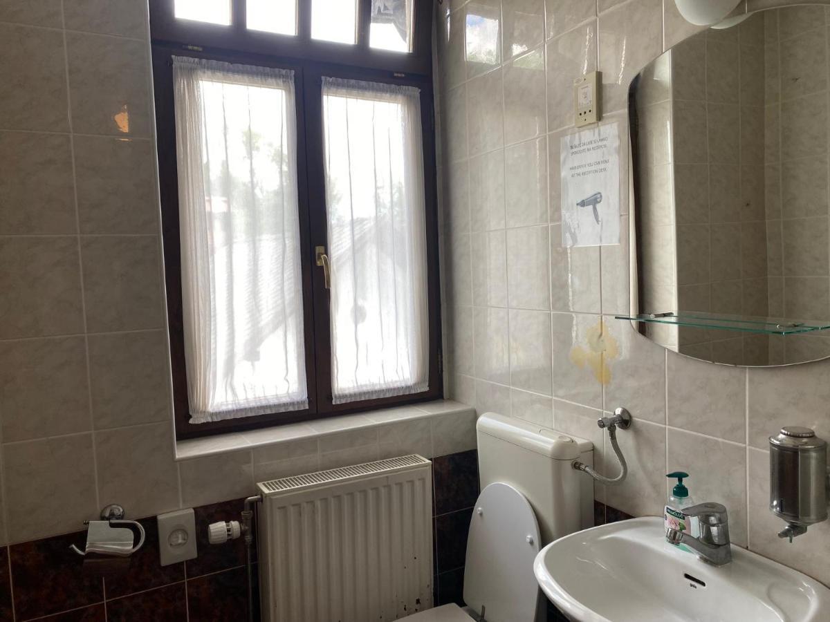 Youth Hostel Bledec Dış mekan fotoğraf